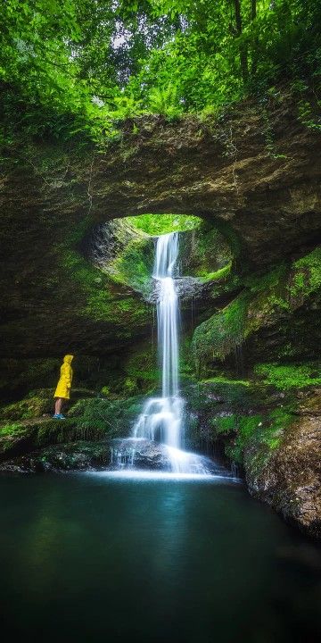 Waterfall Photography, Camping Fun, Scenic Routes, Beautiful Waterfalls, Nature Images, Nature Aesthetic, Camping Hacks, Landscape Photos, Most Beautiful Places