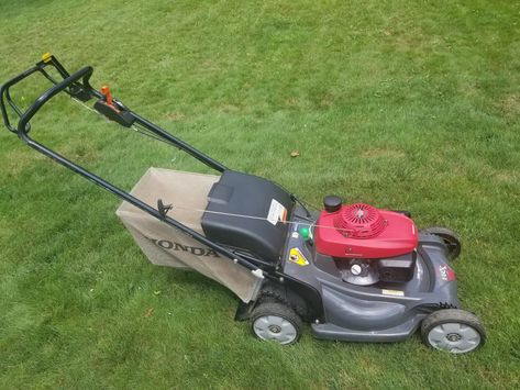 Honda HRX217VKA 21 in. Self Propelled Mower for Sale Self Propelled Mower, Best Lawn Mower, Mowers For Sale, Lawn Mowers, Lawn Mower, Outdoor Power Equipment, Landscaping, Lawn, For Sale