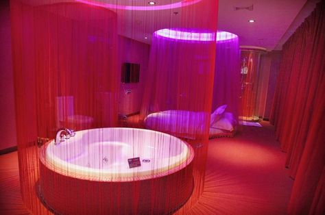 Check Into a Love Hotel - 16 Fun and Interesting Things to Do in Japan - EnkiVillage Communal Bath, Dungeon Room, Love Hotel, Things To Do In Japan, Lounge Design, Playroom Furniture, Dream Rooms, Dream Home Design, Hotels Room