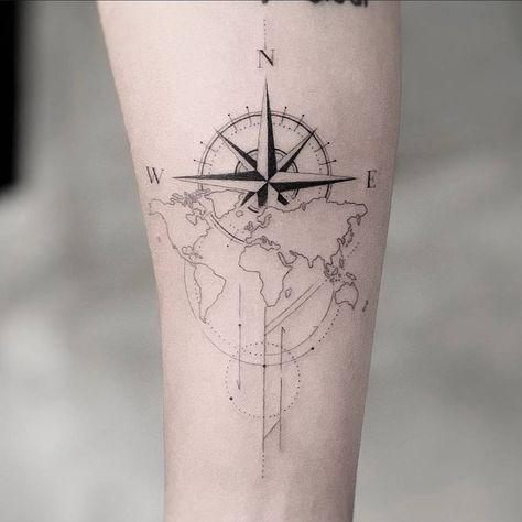 Fine line world map and compass rose tattoo. World Map Arm Tattoo, World Tattoos For Women, World Compass Tattoo, Simbols Tattoo, Compass And Map Tattoo, Geometric Compass, Compass Tattoo Men, World Map Tattoos, Compass Rose Tattoo