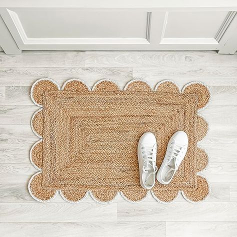 Amazon.com: Weaving Village Scalloped Natural Jute Area Rug, Colored Trim : Home & Kitchen 8x10 Jute Rug, Off White Trim, Outdoor Jute Rug, Boho Bath Mat, Jute Doormat, Colored Trim, Jute Rug Runner, Jute Area Rug, Natural Boho