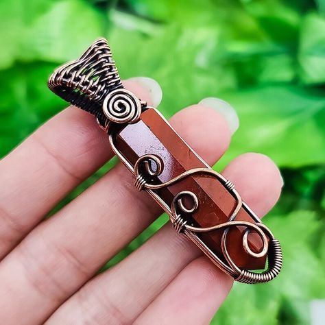 Wire Wrapped Point Crystals, Wrapped Crystal Point, Spike Jewelry, Handmade Copper Jewelry, Wire Wrapped Crystal Pendant, Wire Wrap Jewelry Designs, Bead Wire, Copper Jewelry Handmade, Wire Jewelry Designs