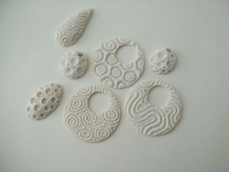 https://flic.kr/p/bxYBqW | white porcelain coral pendants | unglazed porcelain Cold Porcelain Jewelry, Fimo Art, Cold Porcelain Clay, Ceramic Jewellery, Organic Ceramics, Polymer Clay Ornaments, Porcelain Earrings, Polymer Clay Christmas, Clay Ornaments