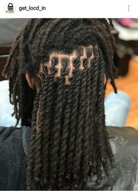 Two strand twists with locs Styles Locs, Locs Natural Hair, 2 Strand Twist, Locs Natural, Hairstyles Girl, Braids For Medium Length Hair, Toddler Hairstyles, Dreads Girl, Two Strand Twists