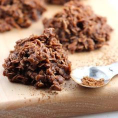 No Bake Chocolate Haystack Cookies Chocolate Haystack Cookies, Chocolate Haystacks, Haystacks Recipe, Haystack Cookies, Chocolate Coconut Macaroons, Chocolate Coconut Cookies, Macaroons Recipe, Chocolate Macaroons, Chocolate Oatmeal Cookies