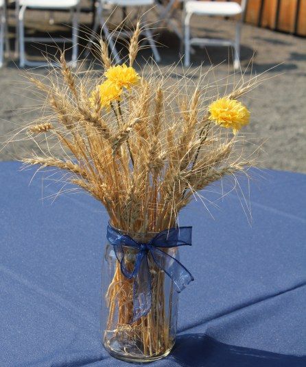 Ffa Crafts, Celtic Holidays, Country Table Centerpieces, Crafty Wedding Ideas, Ffa Banquet, Western Centerpieces, Crafty Wedding, Wheat Centerpieces, German Party