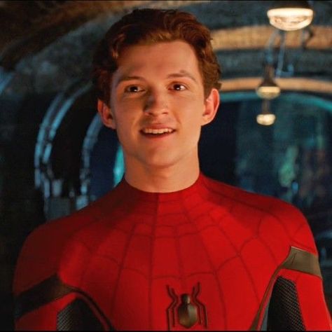 Spier Man, Spiderman Mcu, Peter Spiderman, Tom Peters, Arte Peculiar, Marvel Comics Superheroes, Spiderman 3, Tom Holland Peter Parker, Tom Holland Spiderman