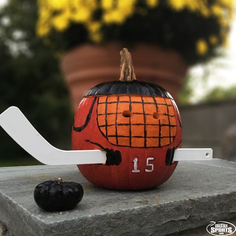 Hockey Pumpkin Carving, Hockey Pumpkin, Hockey Halloween, Hockey Crafts, Hockey Decor, Hockey Party, Hockey Birthday, Painted Pumpkin, Theme Halloween