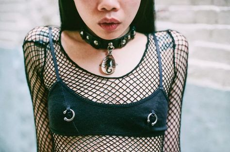 Pierced Clothing, Punk Tshirt, Fiesta Outfit, Diy Fashion Hacks, Cyberpunk Fashion, Cute Lingerie, Just Style, Punk Outfits, Wearing Clothes