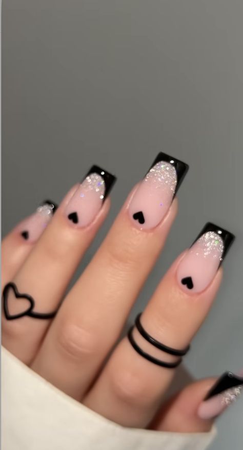 Eye Catching Nails, Shirt Nail Design Ideas, Black Nail Designs Trending Now, Black Heart Nail Designs Acrylic, Cross Nail Designs, Acrylic Nail Designs Coffin, Fancy Nail Art, Boho Nails, Gel Nail Art Designs