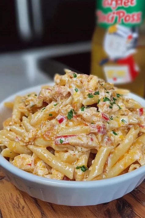 Cajun Crab Pasta Imitated Crab Meals, Spaghetti With Crab Meat, Crab Meat Recipes Pasta, Crab And Pasta Recipes, Crab Linguine Recipe, Cajun Crab Pasta, Canned Crab Meat Recipes, Crab Meals, Crab Meat Pasta