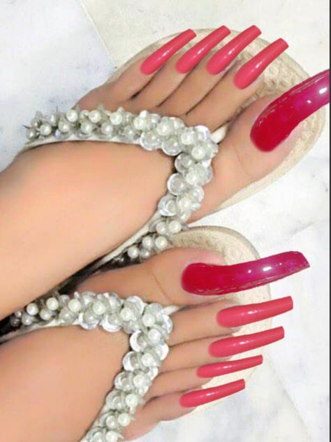 Sarah Jessica Parker Shoes, Crazy Heels, Red Toenails, Long Gel Nails, Long Natural Nails, Long Toenails, Classy Makeup, Rare Features, Gel Toe Nails