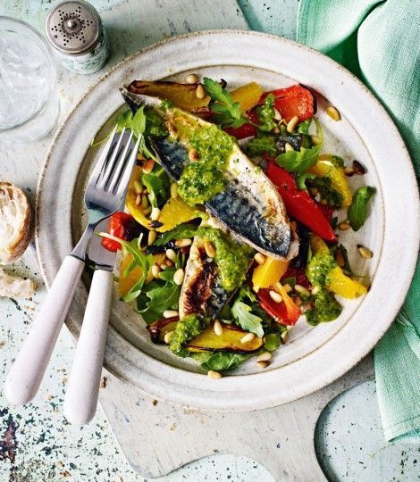 Grilled Mackerel with Orange & Basil-Dressed Pepper Salad. Sardines Recipes, Mackerel Recipe, Beautiful Salads, Lazy Lunch, Grilled Mackerel, October Food, Oily Fish, Pescetarian Recipes, Tinned Fish