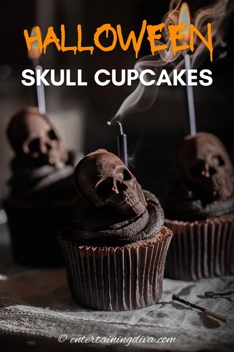 Easy Halloween Skull Cupcakes Chocolate Halloween Desserts, Halloween Cupcake Design, Homemade Halloween Treats, Skull Cupcakes, Homemade Chocolate Cupcakes, Halloween Food Cupcakes, Easy Halloween Cookies, Halloween Cupcake Toppers, Halloween Food Appetizers