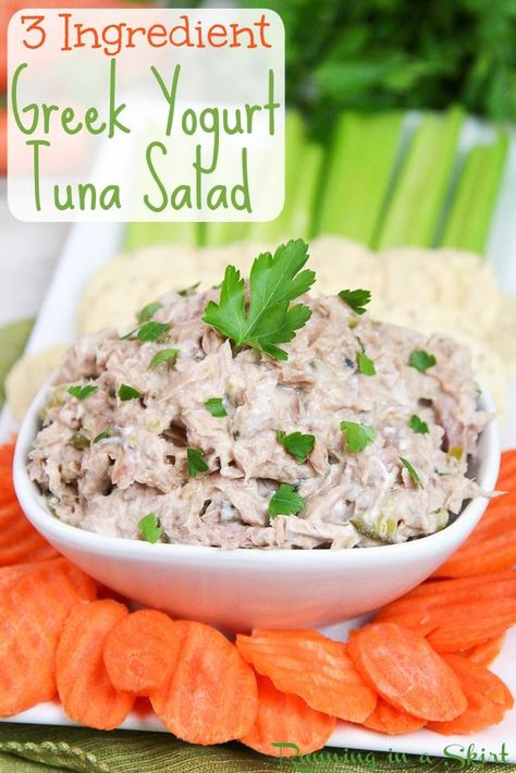 Healthy 3 Ingredient Greek Yogurt Tuna Salad recipe.  A clean eating, fast meal or snack.  An easy twist on the Southern favorite with greek yogurt, with relish and no mayo.  Diet friendly! / Running in a Skirt Yogurt Tuna Salad, Greek Yogurt Tuna Salad, Pescatarian Meal Plan, Recipe With Greek Yogurt, Salad Appetizer Cups, Healthy Tuna Salad, Mayo Salad, Appetizer Cups, Salad Recipe Ideas