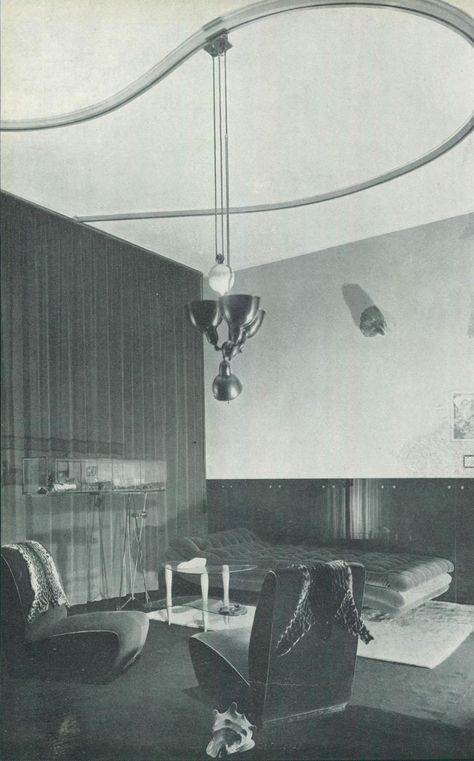 Mollino's Casa Miller An interior design by Carlo Mollino from 1938 was defined at the time as largely decorative and elegantly self-indulgent. Carlo Mollino, Robin Day, Miller Homes, Glass Furniture, Vintage Interiors, Design Del Prodotto, Interior Deco, White Party, Art Deco Interior