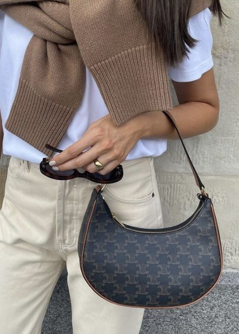 Ava Celine Bag, Celine Handbag Outfit, Celine Ava Outfit, Celine Ava Bag Outfit, Celine Ava Bag, Tas Celine, Celine Ava, Old Money Summer Outfits, Celine Purse