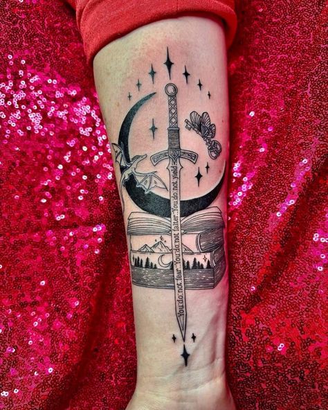 Throne Of Glass Aelin Tattoo, A Throne Of Glass Tattoo, Manon Blackbeak Tattoo, Aelin Galathynius Tattoo, Elven Tattoo, Tog Tattoo, Throne Of Glass Tattoo, Book Inspired Tattoos, Enough Tattoo