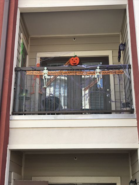 Balcony decorations for Halloween DIY #apartment #halloween #balcony #decorations #october Halloween Decorations Balcony, Balcony Halloween Ideas, Halloween Balcony Decor, Halloween Balcony Decorations Apartment, Halloween Decorations For Balcony, Halloween Balcony Ideas, Jay Birthday, Halloween Balcony, Seasonal Aesthetic