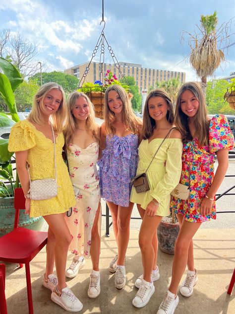 Bach Brunch Outfit, Friends Brunch Outfit, Brunch Bday Outfit, Gameday Brunch, Summer Brunch Mini Dress With Ruffles, Breezy Floral Mini Dress For Brunch, Spring Brunch Mini A-line Dress, Brunch With Friends Pictures, Friends Brunch Pictures