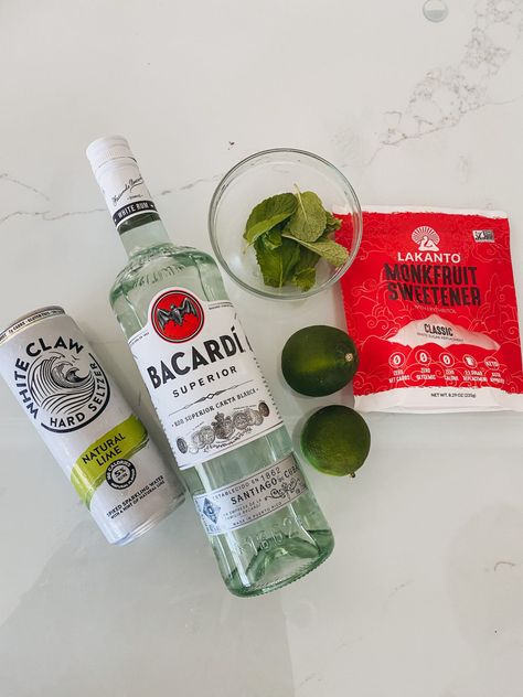 Monkfruit Sweetener, Mojito Ingredients, Classic Mojito, Keto Cocktails, Vodka Cocktails Recipes, White Claw, Mojito Cocktail, Popsugar Food, Mojito Recipe