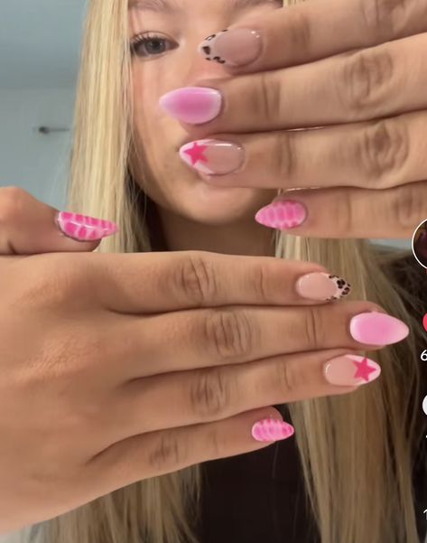 Pink Easy Nail Designs, Cute Square Nails For Fall, Aura Nails Coffin Shape, Pink And Cheetah Print Nails, Nail Inspo Aura Nails, Nail Ideas Mid Length, Beginner Nail Designs Gel, Nails Cheetah Print Pink, Pink Leapord Nails Acrylic