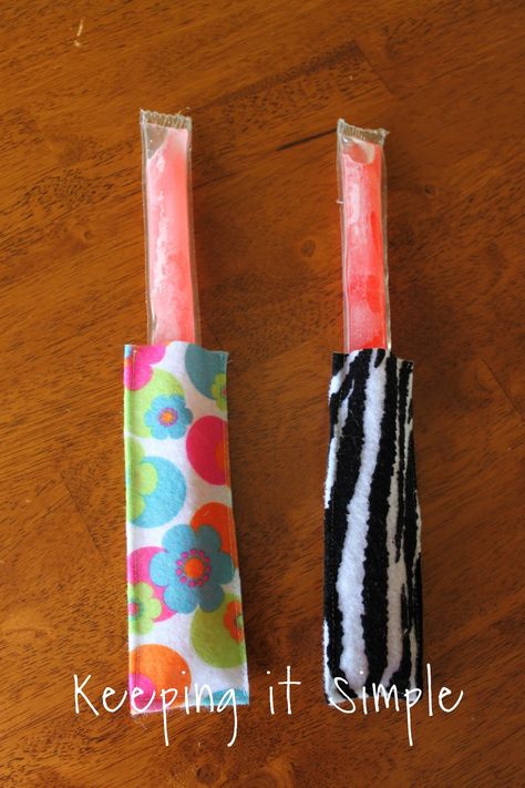 Freezer Pops, Popsicle Holders, Arts And Crafts For Teens, Sewing To Sell, Sewing Machine Projects, Easy Arts And Crafts, Sewing Projects For Kids, Small Sewing Projects, Crafts For Girls