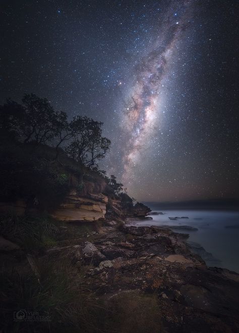 Yuri Beletsky (@YBeletsky) / Twitter I Am Fine, Night Sky Painting, Sky Painting, Beautiful Places On Earth, The Milky Way, Travel Australia, By The Ocean, Beautiful Sights, Surf Art