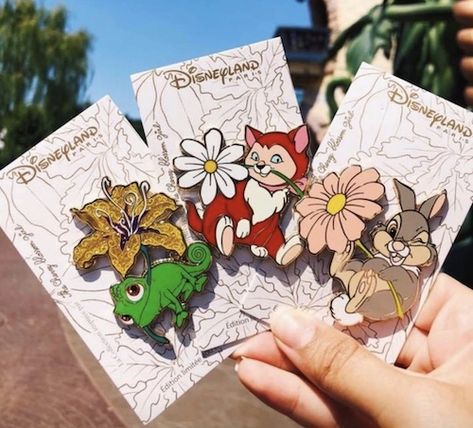 Disney Pins Aesthetic, Disney Pin Bag, Interactive Disney Pins, Disney Enamel Pins, Disney Pin Sets, Disneyland Merchandise, Disneyland Paris Merchandise, Disney Pin Trading, Pin Trading Disneyland