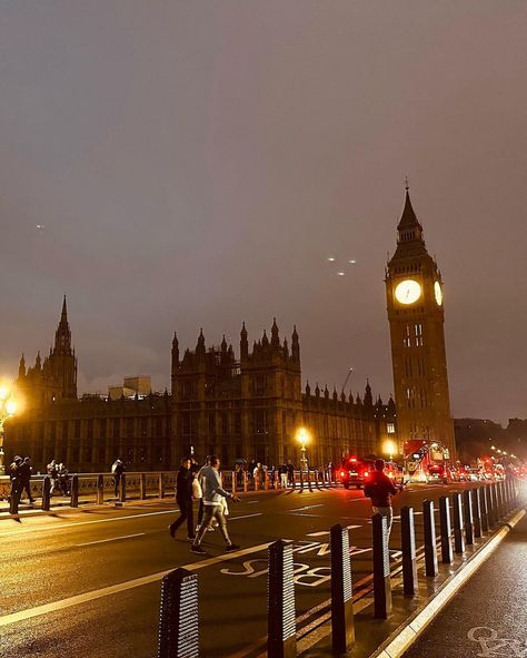 Hello London, Instagram Update, Ferry Building San Francisco, Big Ben, Nct Dream, Bangkok, Nct, Indonesia, The Unit