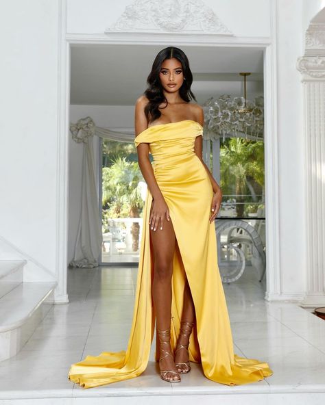 Moda Glam Boutique on Instagram: “Last Day to Take 25% Off Select Styles* using code Blackfriday21 at checkout. Ends Saturday, November 27 at 11:59 PM PST *Restrictions…” Yellow Formal Dress, Yellow Gown, Formal Evening Gown, Evening Gowns Formal, Mellow Yellow, High Leg, Long Shirt, Unisex Style, Holiday Dresses