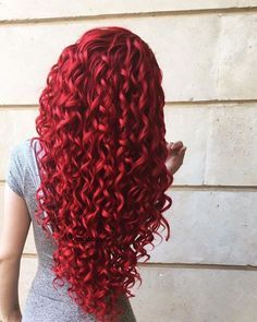 Magenta Red Hair, Leda Muir, Red Curly Hair, Dyed Red Hair, Brown Hair Dye, Red Brown Hair, Beautiful Red Hair, Red Wigs, Curly Lace Front Wigs