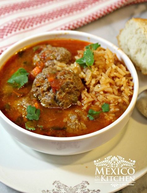 Albondigas Recipe Mexican, Mexico In My Kitchen, Mexican Meatball Soup, Mexican Meatballs, Albondigas Soup, Mexican Soup Recipes, Meatball Soup Recipes, Mexican Soup, Meatball Soup