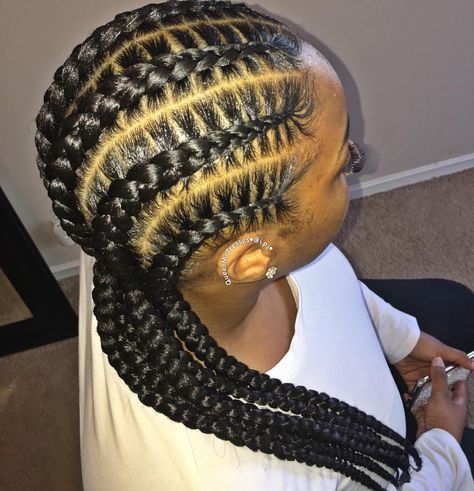 Bread & Butta ✨ Bread Hair, Big Box Braids, Feed In Braid, Very Short Hair, Short Black Hairstyles, Braided Hairstyles For Black Women, Hair St, Sporty Hairstyles, Afro Hairstyles