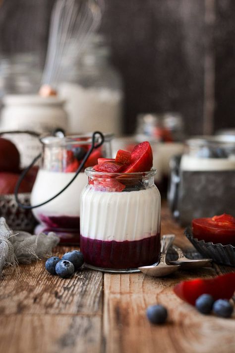 White Chocolate Vanilla Bean Panna Cotta - Curly Girl Kitchen White Chocolate Panna Cotta, Vanilla Panna Cotta, Asian Side Dishes, High Altitude Baking, Perfect Pie Crust, Berry Compote, Butter Pie, Perfect Pies, Italian Desserts