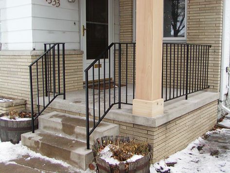 Mediterranean Exteriors, Aluminum Porch Railing, Wrought Iron Railing Exterior, Railing Outdoor, Wrought Iron Porch Railings, Iron Railings Outdoor, Exterior Stair Railing, Porch Handrails, Porch Railing Designs