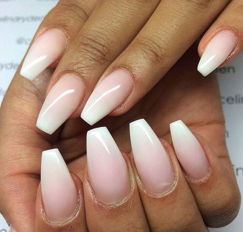 Air brush coffin nail shape natural looking nails Natural Looking Nails, Airbrush Nails, Nail Art Ombre, Super Nails, Ballerina Nails, Popular Nails, Air Brush, Pink Acrylic Nails, Nail Art Galleries