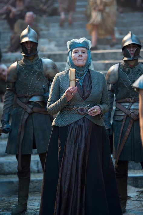 Missandei - Game of Thrones Wiki Olenna Tyrell, Got Costumes, Game Of Thrones Costumes, Game Of Thrones Tv, Fire And Blood, Photo Games, Hbo Game Of Thrones, Jaime Lannister, Cersei Lannister