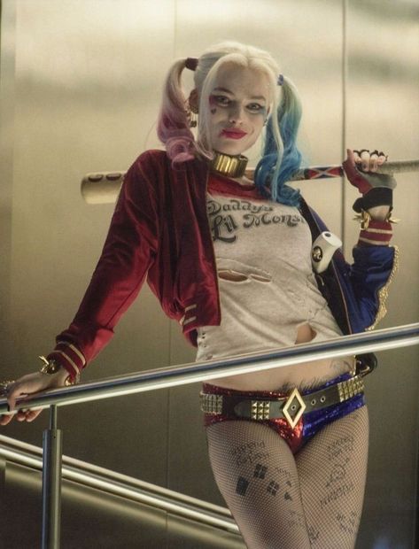 Margot Robbie Poster, Harley Quinn Margot Robbie, Harleen Quinn, Margot Robbie Photos, Harley Quinn Tattoo, Harley Quinn Halloween, Margot Robbie Harley Quinn, Margot Robbie Harley, Harley Quinn Artwork