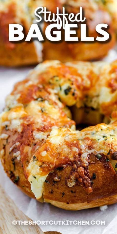 stuffed bagels with text Bagel Dinner Recipes, Bagel Garlic Bread Air Fryer, Cream Cheese Stuffed Garlic Butter Bagels, Bagel And Cream Cheese Ideas, Recipes With Bagels, Stuffed Bagels Recipe, Bagel Recipe Ideas, Bagel Chips Recipe, Bagel Fillings