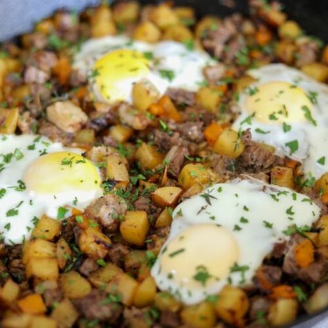 Cast Iron Skillet Cooking, Chopped Steak, Steak Potatoes, Breakfast Meat, Skillet Cooking, Potato Hash, Breakfast Potatoes, Steak And Eggs, Recipe Images