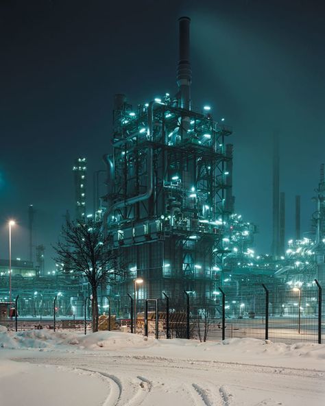 Taipei 101, Oil Refinery, Industrial Architecture, Industrial Photography, Interesting Buildings, Night View, Chongqing, Industrial Art, Industrial Buildings