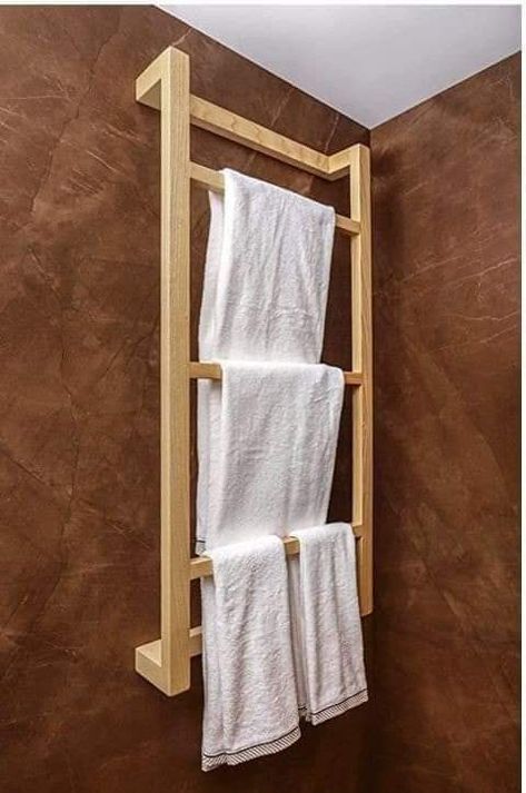 Towel Hanger Ideas Bathroom, Wooden Towel Rack Bathroom, Toallero Ideas, Casa Country, Wooden Bathroom, Rustic Bathrooms, Bathroom Design Decor, Diy Home Furniture, Diy Wood Projects Furniture