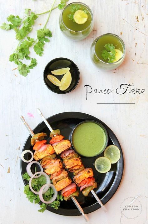 Paneer Tikka Plating, Paneer Tikka Photography, Zoca Cafe, Tikka Paneer, Tandoori Paneer, Indian Food Photography, Paneer Dishes, Tikka Recipe, Easy Grilled Chicken