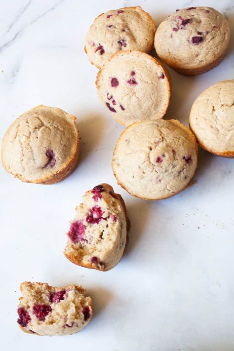 Oat Flour Muffins Oat Flower Muffins, Oat Flour Blueberry Muffins, Cauliflower Cheese Casserole, Oat Flour Muffins, Rhubarb Scones, Rhubarb Bread, Lemon Curd Cake, Flour Substitute, Fit Food