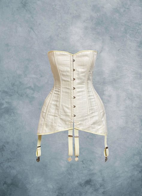 Titanic Era Dress, Vintage Underbust Corset, Vintage Corset Aesthetic, 1910s Corset, 1920s Corset, Vintage Corset Outfit, Corset Dress Vintage, 1912 Fashion, Edwardian Era Fashion