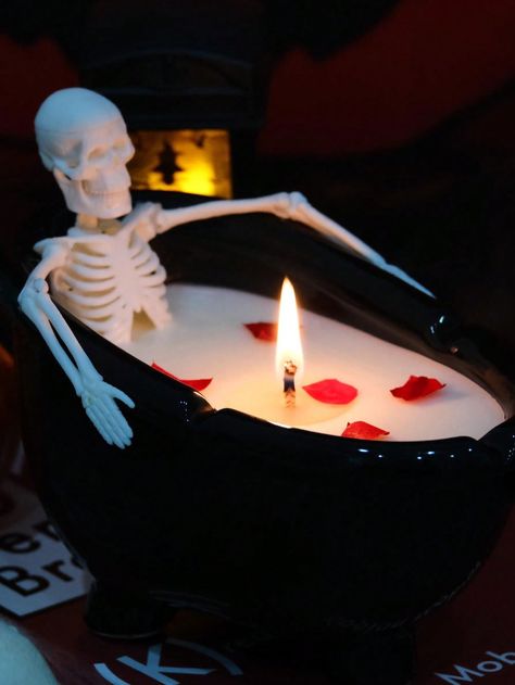 Unique Skeleton Halloween Candle✦Are you still looking for something special for your Halloween party decorations? Our this unique Halloween candle can be your fantastic indoor decor idea! Scary and exquisitely detailed skeleton is taking a "milk bath" with rose petals, (note: milk bath is soy wax, not real milk). When you light up the candle, you can see the skeleton lying in that cute bathtub with a romantic cozy but creepy feeling, which is a perfect decoration for a Halloween themed party! Cute & Scary Original Design✦Our new designed gothic style candle is terrifying and realistic, it is not only a decoration idea, also a cute lavender scented candle, you can light it up in your bathroom when you taking a relaxing bath. You also can reuse that bathtub as ashtray after the wax burned o Gothic Decorations Party, Cute Bathtub, Candle Wax Art, Pool Noodle Candles, Scary Candles, Special Candles, Drippy Candles, Cool Candles, Skeleton Candle