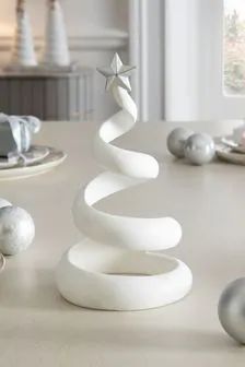 Holiday Pottery, 3d Tiskárna, Spiral Christmas Tree, Itsekovettuva Savi, Clay Christmas Decorations, Ceramic Christmas Decorations, Air Dry Clay Projects, Pottery Handbuilding, Christmas Clay