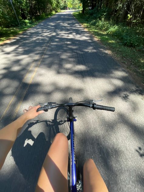 Outdoor Exercise Aesthetic, Riding Bikes Aesthetic, Velo Aesthetic, Biking Summer, Cycling Aesthetic, Bike Ride Aesthetic, Bicycle Aesthetic, Better Gut Health, Fitness Vision Board