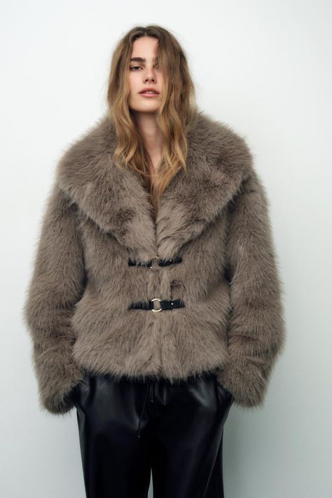 Women's Outerwear | ZARA United States Faux Fur Short Coat, Zara Faux Fur Coat, Fur Trench Coat, Coat With Fur Collar, Short Faux Fur Coat, Brown Faux Fur Coat, Coat With Fur, Waistcoat Dress, Cargo Shirts